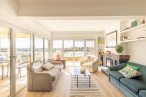 OceanFront & Big Terrace Private Condo